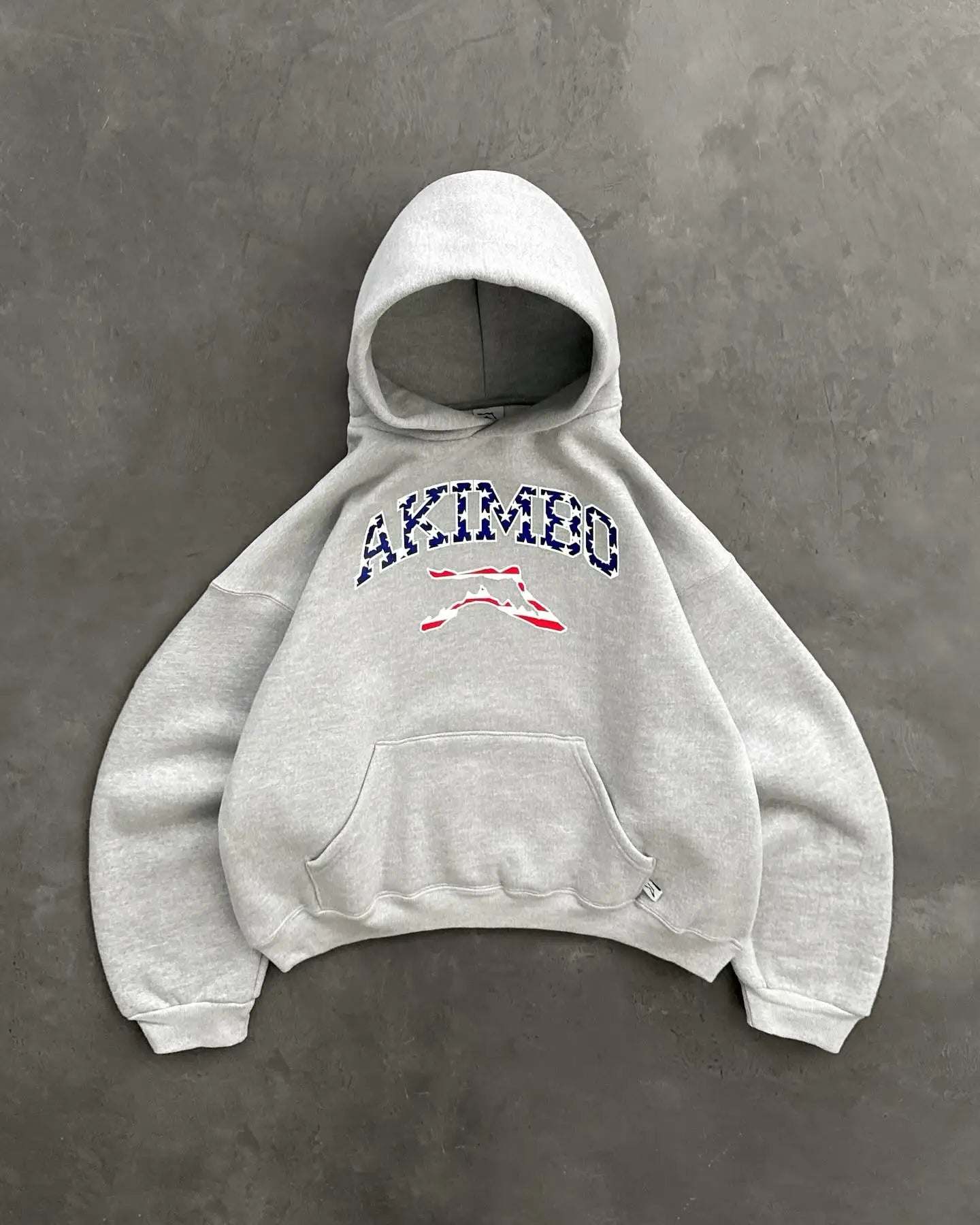 Sudadera con capucha retro AKIMBO