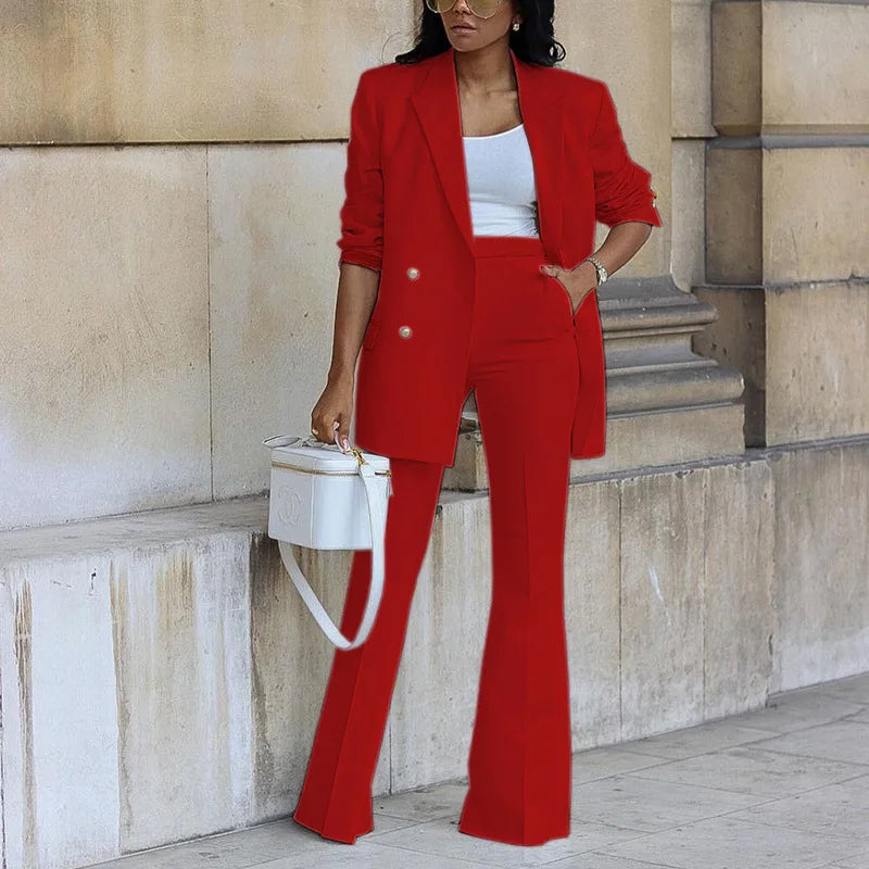 Traje informal con pantalones de pierna ancha