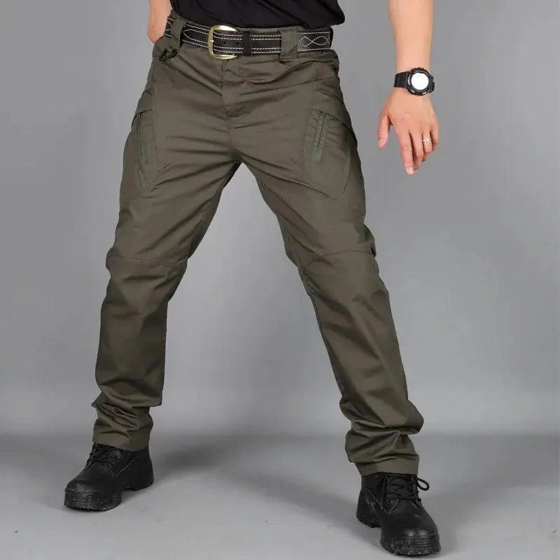 Pantalones tipo cargo