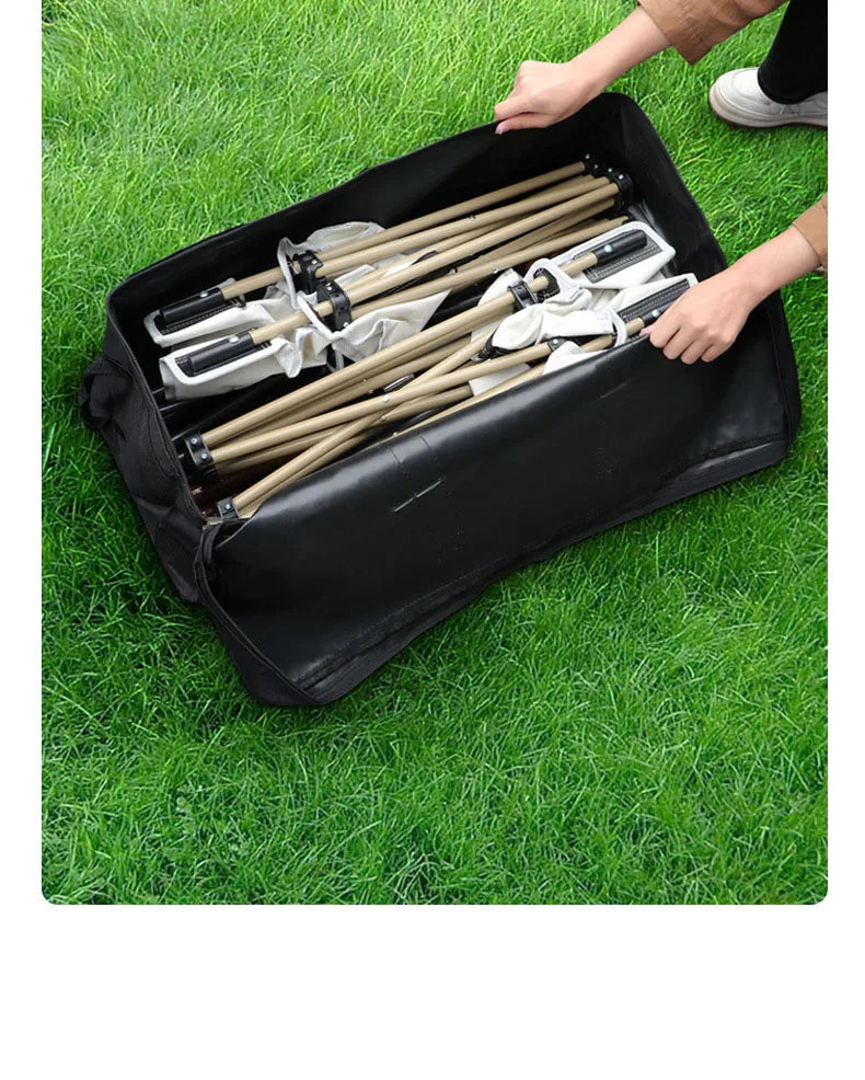 Bolsa de almacenamiento para equipo de acampada.