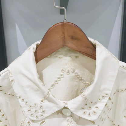 Traje elegante de dos piezas